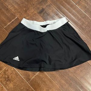 Adidas tennis skirt bike shorts inside